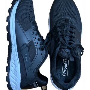 Propet women’s Black and White Athletic Sneakers